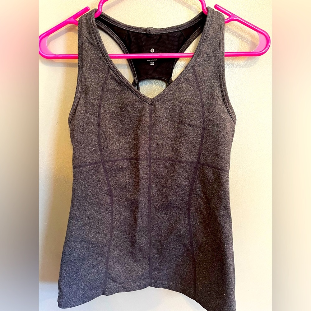 Athletes tank top